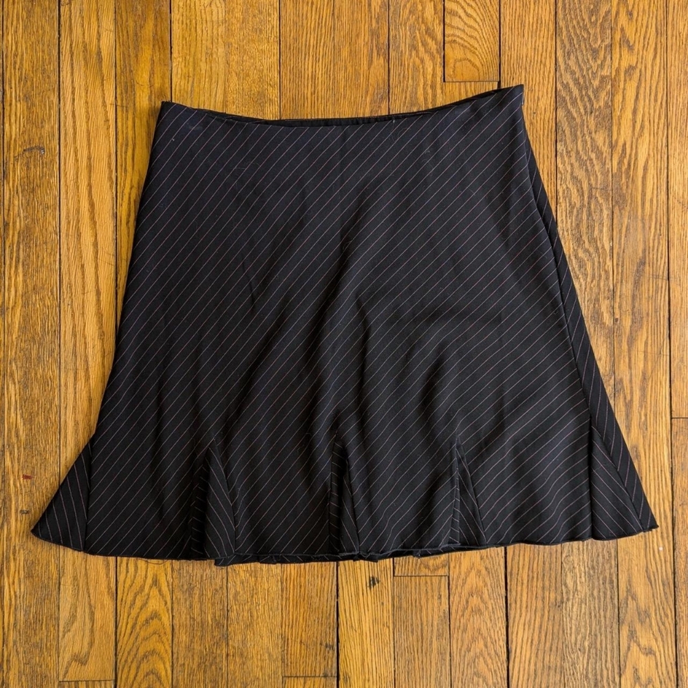 Vintage 90's Office Vixen Black & Pink Pinstripe Pleated Hem Mini Skirt